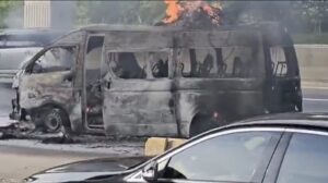 mobil-terbakar-1773891938610_169